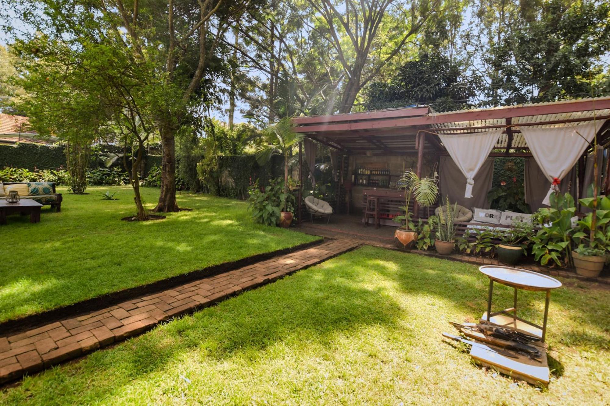 Utamaduni House B&B Аруша Экстерьер фото