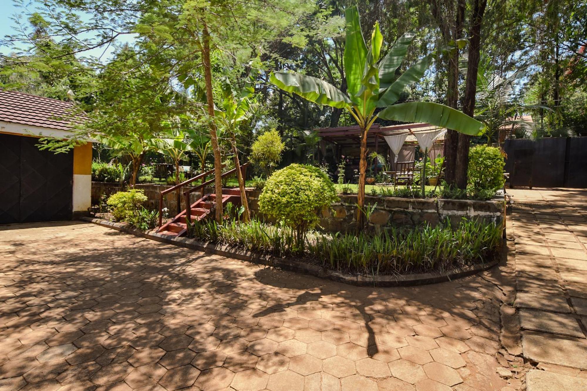 Utamaduni House B&B Аруша Экстерьер фото