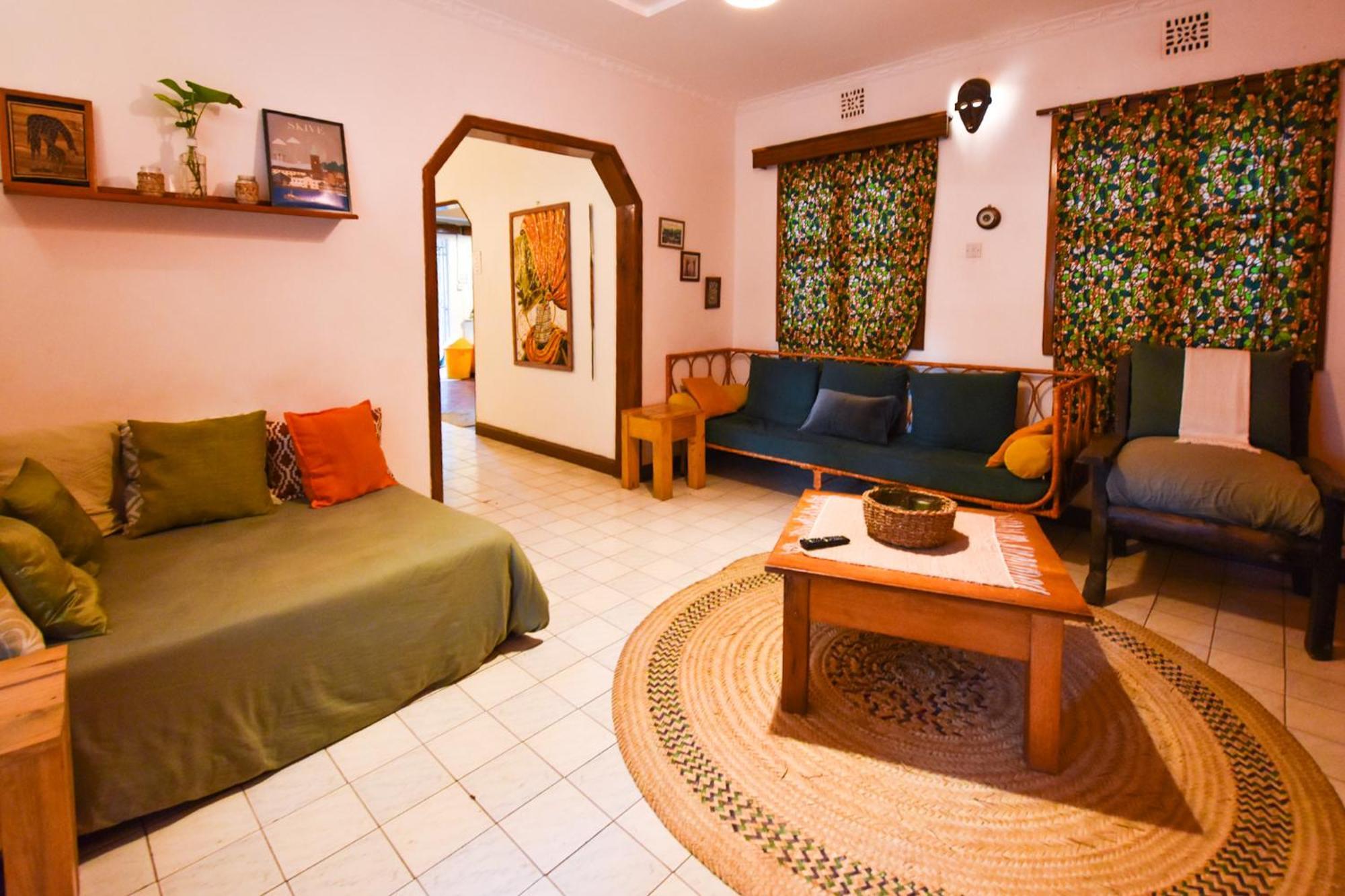 Utamaduni House B&B Аруша Экстерьер фото
