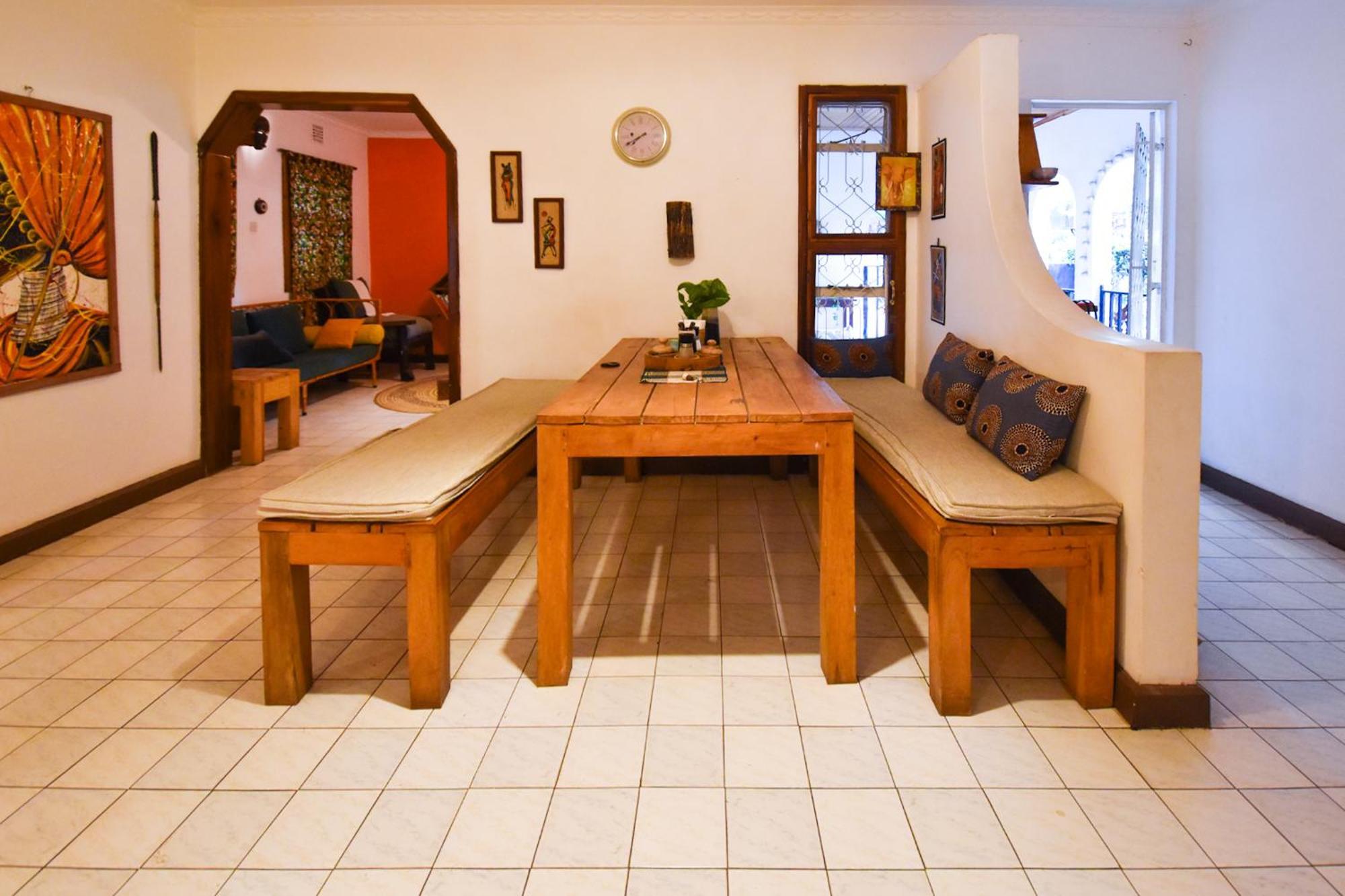 Utamaduni House B&B Аруша Экстерьер фото