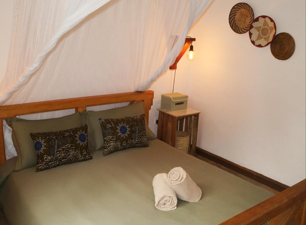 Utamaduni House B&B Аруша Экстерьер фото