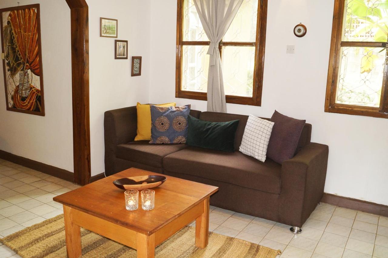 Utamaduni House B&B Аруша Экстерьер фото